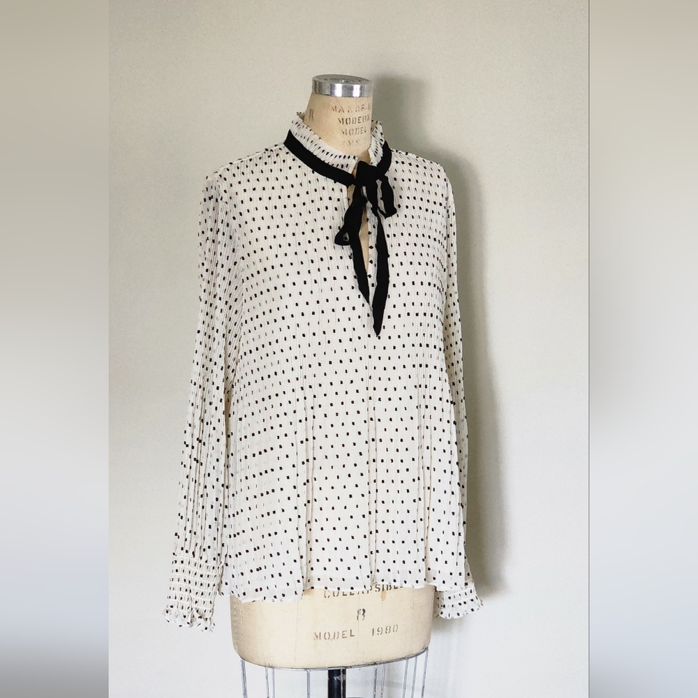 NWT MAX STUDIO polka dot top